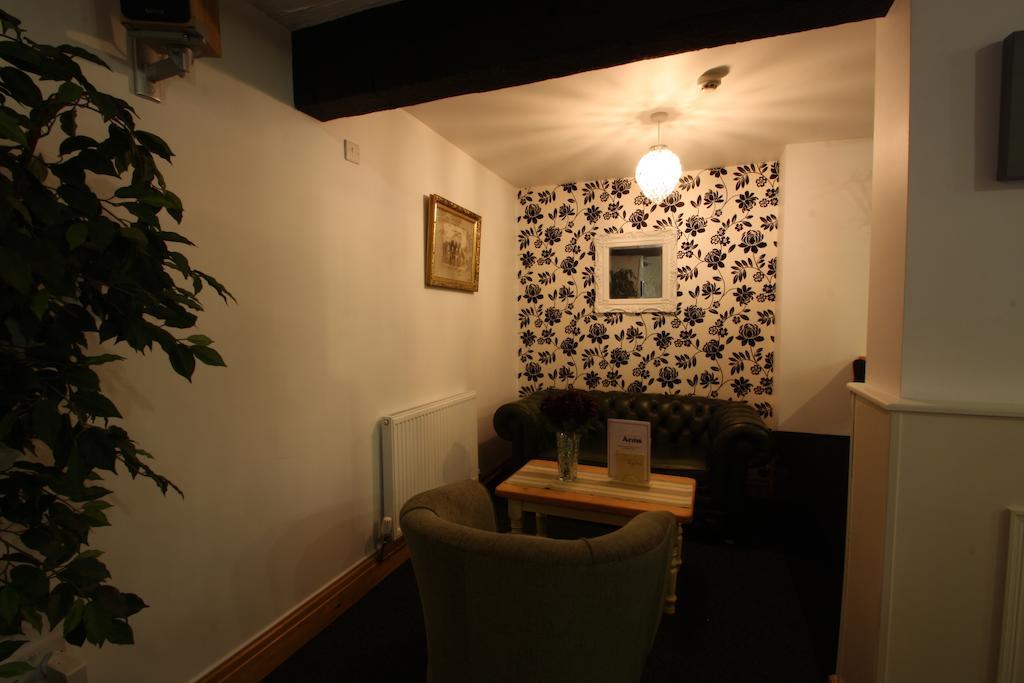 Bed and Breakfast Emlyn Arms Llanarthney Екстер'єр фото
