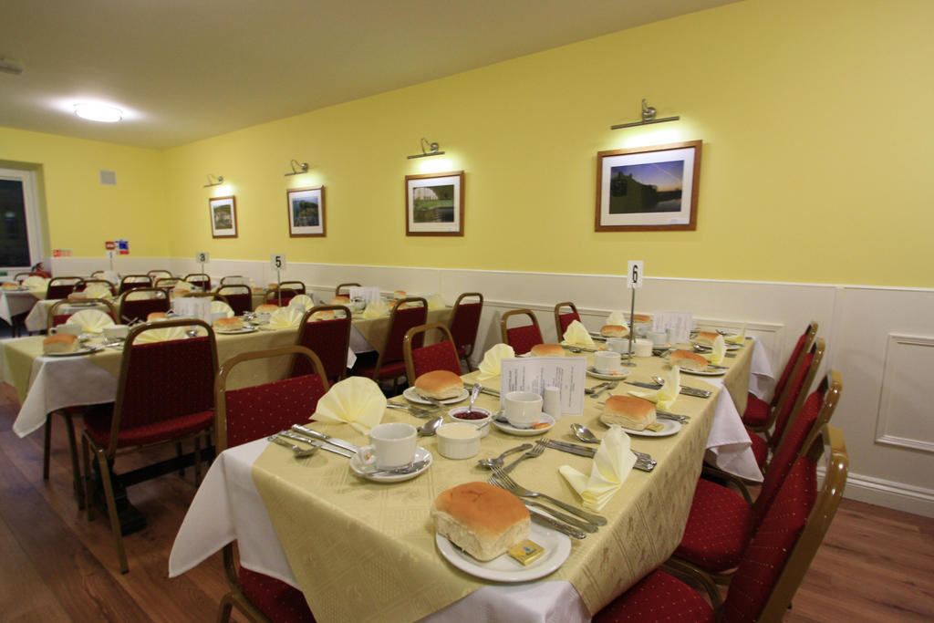 Bed and Breakfast Emlyn Arms Llanarthney Екстер'єр фото