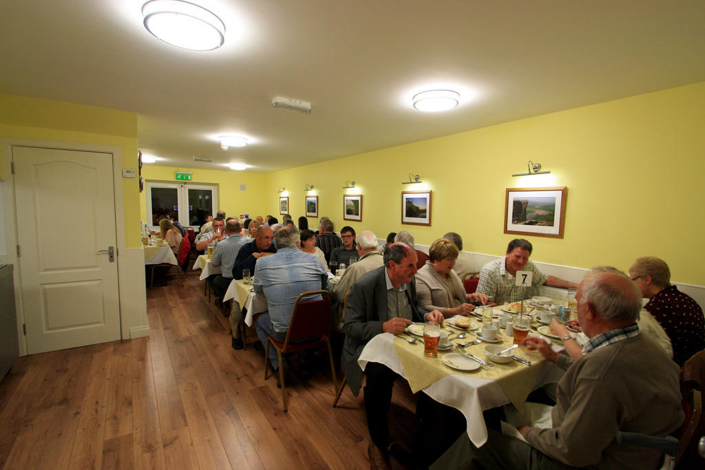 Bed and Breakfast Emlyn Arms Llanarthney Екстер'єр фото
