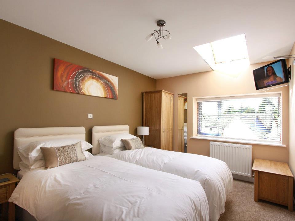 Bed and Breakfast Emlyn Arms Llanarthney Номер фото